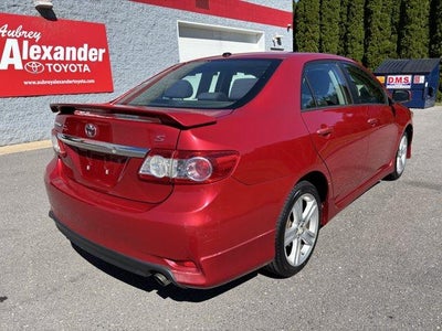 2013 Toyota Corolla 4dr Sdn Auto S (Natl)