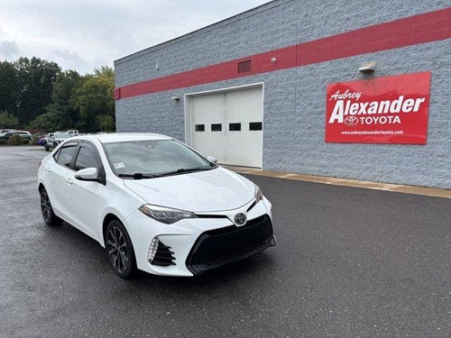 2018 Toyota Corolla SE CVT (Natl)