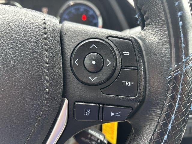 2018 Toyota Corolla SE CVT (Natl)
