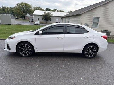 2018 Toyota Corolla SE CVT (Natl)