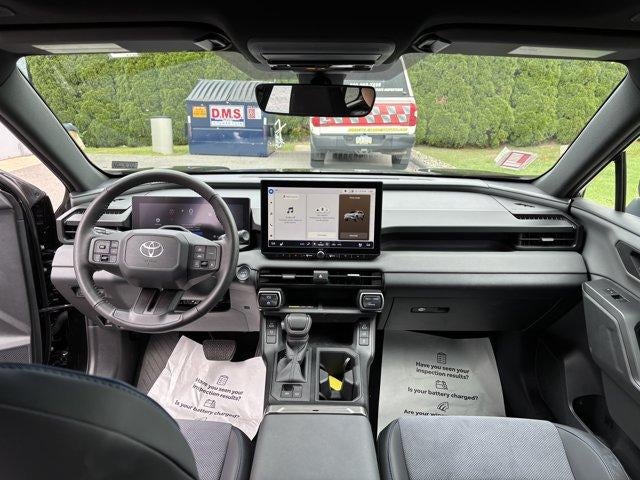 2026 Toyota RAV4 XSE AWD (Natl)