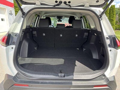 2026 Toyota RAV4 XLE Premium AWD (Natl)