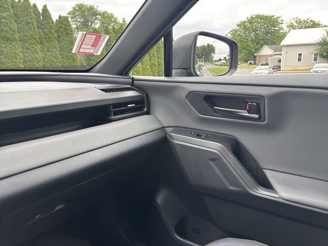 2026 Toyota RAV4 XSE AWD (Natl)