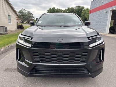 2026 Toyota RAV4 XSE AWD (Natl)