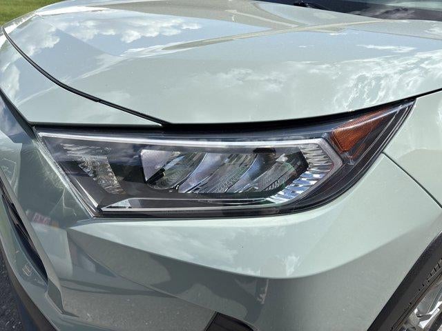 2020 Toyota RAV4 XLE Premium AWD (Natl)