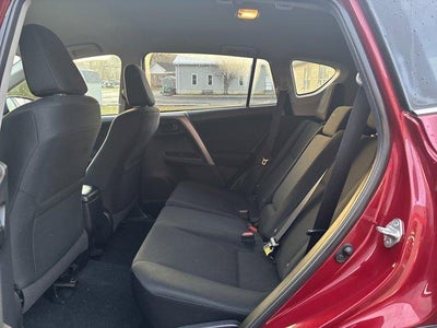 2018 Toyota RAV4 LE AWD (Natl)