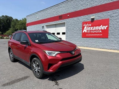 2017 Toyota RAV4 LE AWD (Natl)