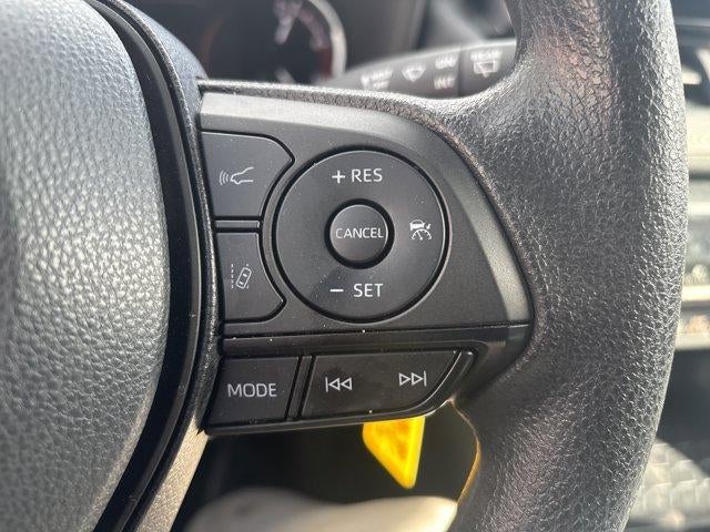 2025 Toyota RAV4 LE AWD (Natl)