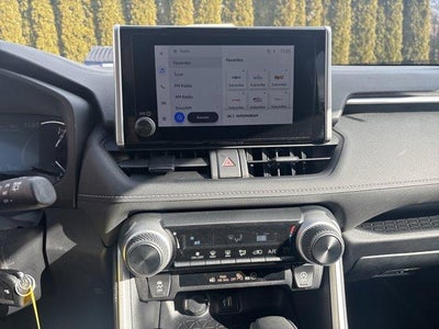 2025 Toyota RAV4 LE AWD (Natl)