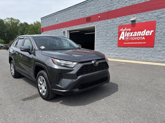 2023 Toyota RAV4 LE FWD (GS)
