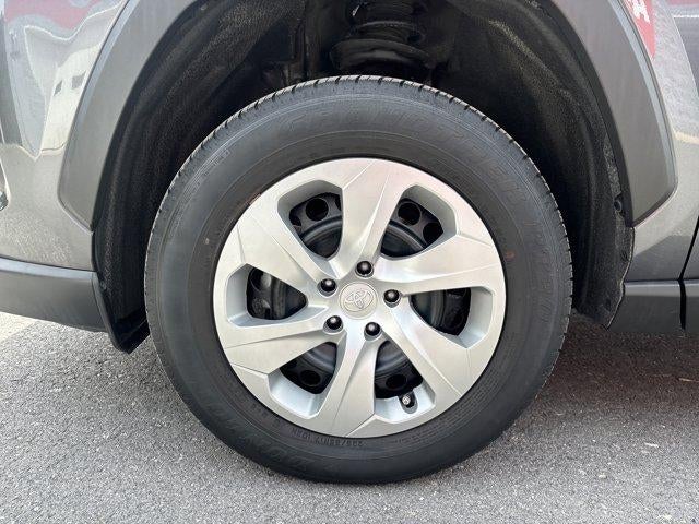 2023 Toyota RAV4 LE FWD (GS)