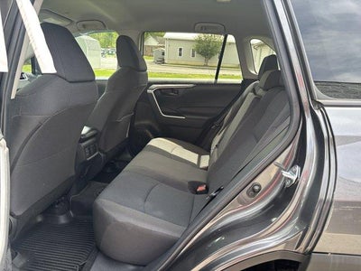 2023 Toyota RAV4 LE FWD (GS)