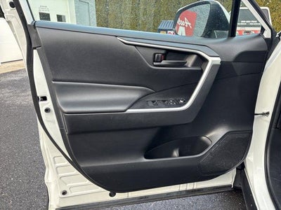 2023 Toyota RAV4 LE FWD (GS)