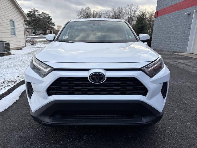 2023 Toyota RAV4 LE FWD (GS)