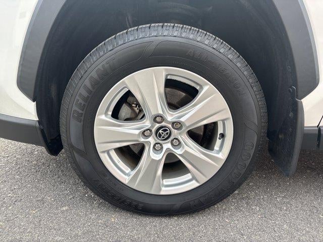 2021 Toyota RAV4 XLE AWD (Natl)