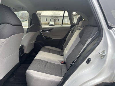 2021 Toyota RAV4 XLE AWD (Natl)