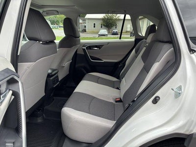 2025 Toyota RAV4 XLE AWD (Natl)