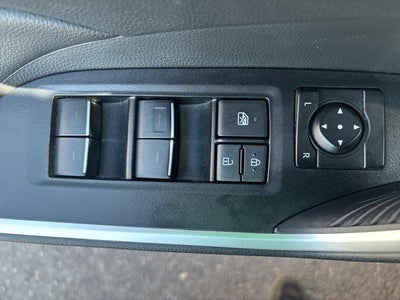 2025 Toyota RAV4 XLE AWD (Natl)