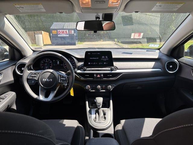 2022 Kia Forte LXS IVT
