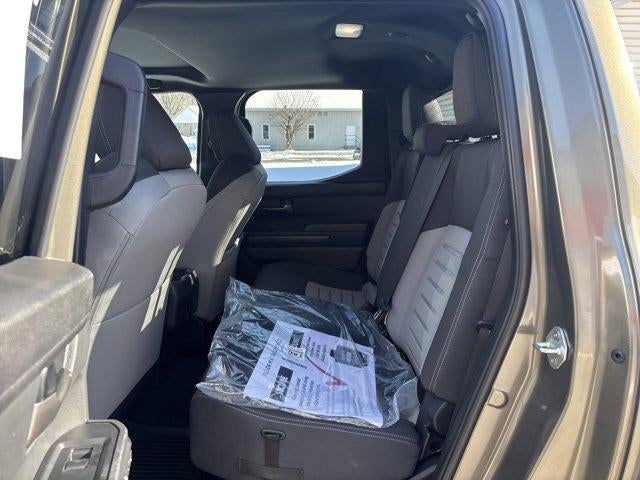 2026 Toyota Tacoma 4WD 4WD TRD Sport Double Cab 5' Bed AT (Natl)