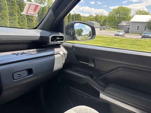 2025 Toyota Tacoma 4WD 4WD SR5 Double Cab 5' Bed AT (GS)