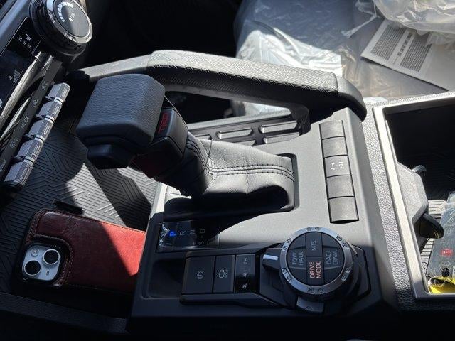 2026 Toyota Tacoma 4WD 4WD TRD Off Road Double Cab 5' Bed AT (Natl)