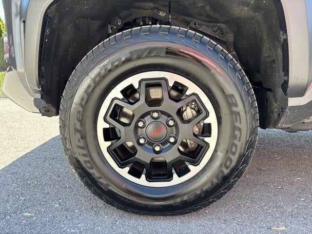 2025 Toyota Tacoma 4WD 4WD TRD Off Road Double Cab 5' Bed AT (Natl)