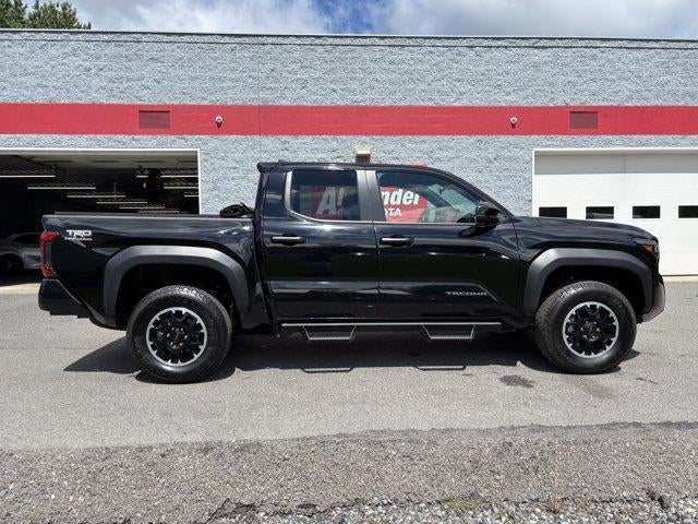 2024 Toyota Tacoma 4WD 4WD TRD Off Road Double Cab 5' Bed AT (Natl)