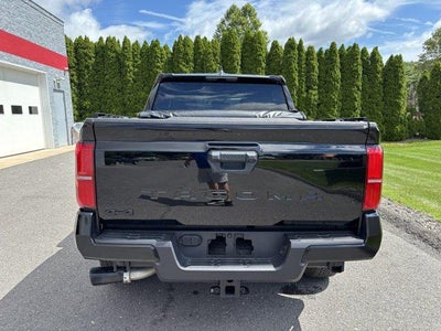 2024 Toyota Tacoma 4WD 4WD TRD Off Road Double Cab 5' Bed AT (Natl)