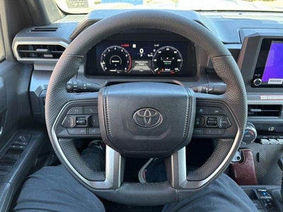 2026 Toyota Tacoma 4WD 4WD TRD Sport Double Cab 5' Bed AT (Natl)