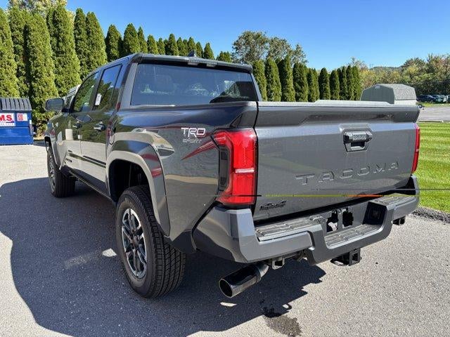 2026 Toyota Tacoma 4WD 4WD TRD Sport Double Cab 5' Bed AT (Natl)