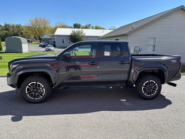 2026 Toyota Tacoma 4WD 4WD TRD Sport Double Cab 5' Bed AT (Natl)