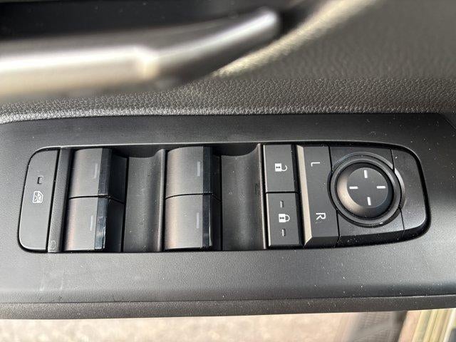 2025 Toyota Tacoma 4WD 4WD TRD Sport Double Cab 5' Bed MT (Natl)