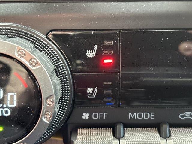 2025 Toyota Tacoma 4WD 4WD TRD Sport Double Cab 5' Bed MT (Natl)