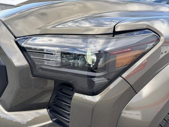 2025 Toyota Tacoma 4WD 4WD TRD Sport Double Cab 5' Bed MT (Natl)