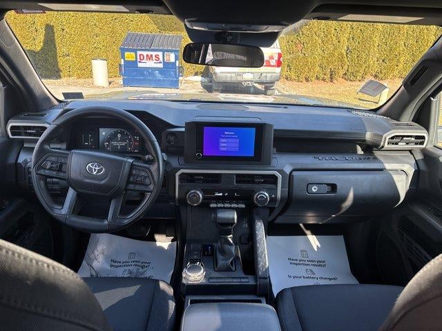 2024 Toyota Tacoma 4WD 4WD SR Double Cab 5' Bed AT (GS)