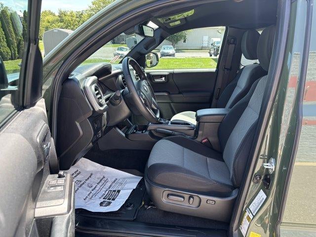 2022 Toyota Tacoma 4WD 4WD TRD Off Road Access Cab 6' Bed V6 AT (Natl)