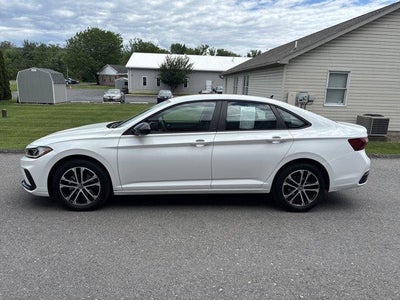 2025 Volkswagen Jetta Sport Auto