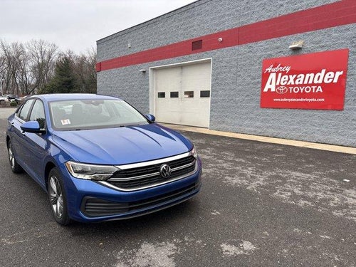 2024 Volkswagen Jetta SE Auto