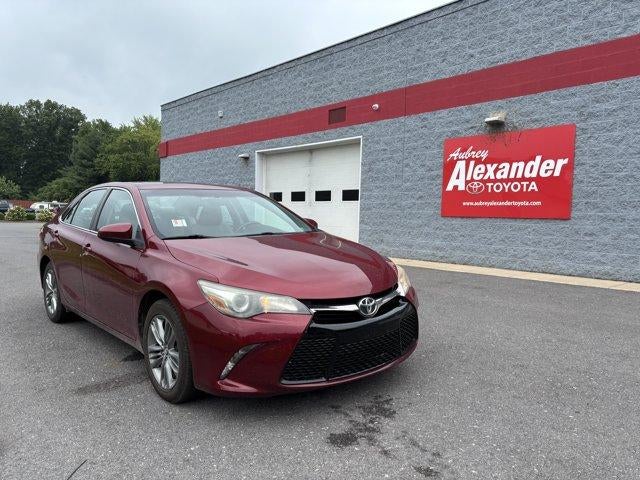 2015 Toyota Camry 4dr Sdn I4 Auto SE (SE)