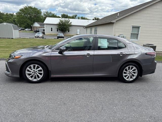 2024 Toyota Camry LE Auto (SE)