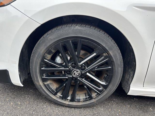 2025 Toyota Camry SE (SE)