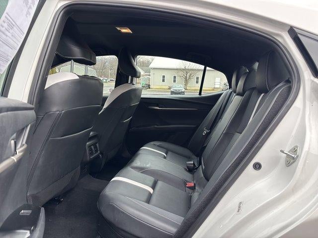 2025 Toyota Camry SE (SE)