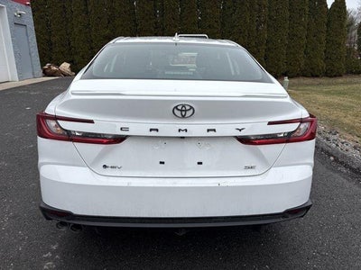 2025 Toyota Camry SE (SE)