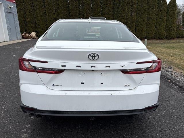 2025 Toyota Camry SE (SE)