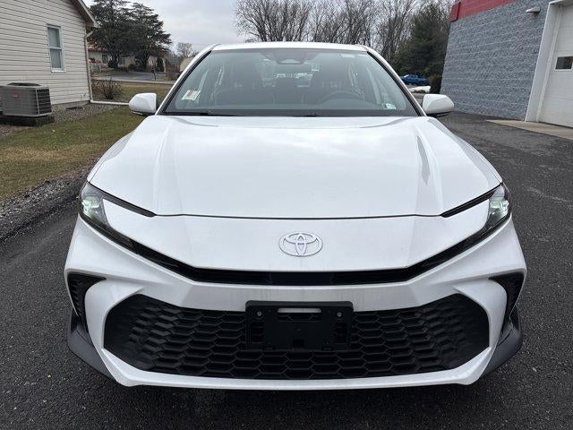 2025 Toyota Camry SE (SE)