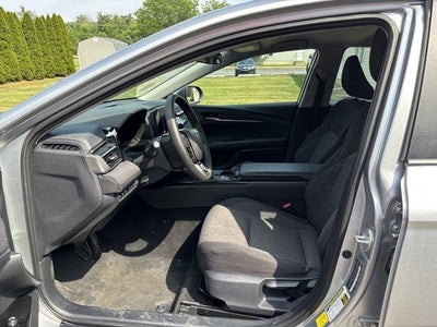 2025 Toyota Camry LE (SE)