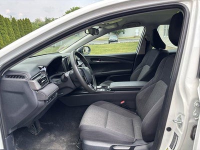 2025 Toyota Camry LE (SE)