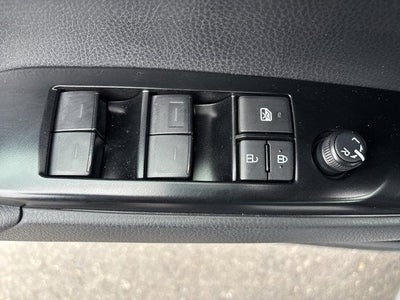 2025 Toyota Camry LE (SE)