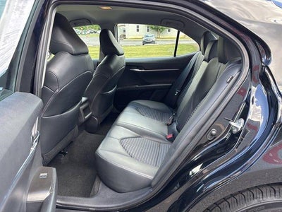 2024 Toyota Camry SE Auto (SE)